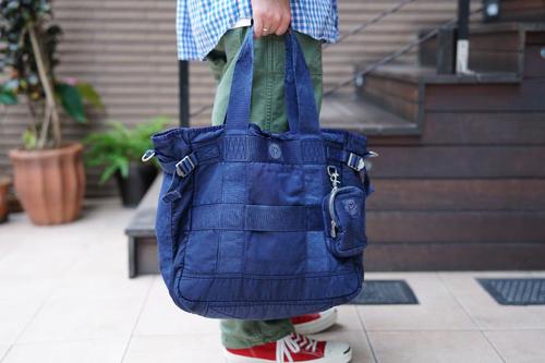 表地ナイロン100％Porter classic SUPER NYLON Blue Tote Bag